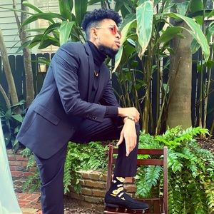 Meet your Posher, Chris